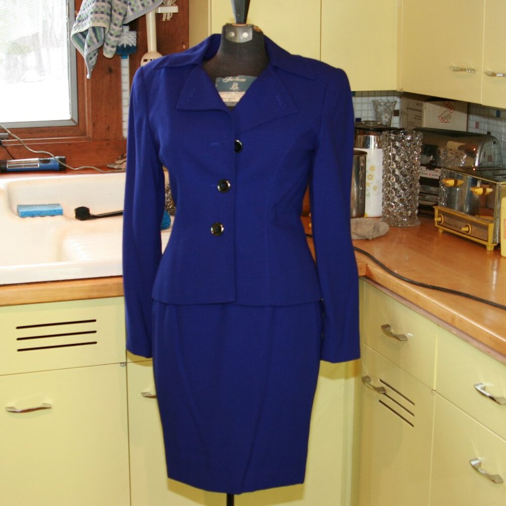 Kasper A.S.L. Women's Skirt Suit Office Wear Retro